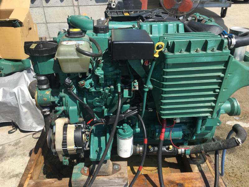 ボルボ KAD32P 中古エンジン　ラスト1台