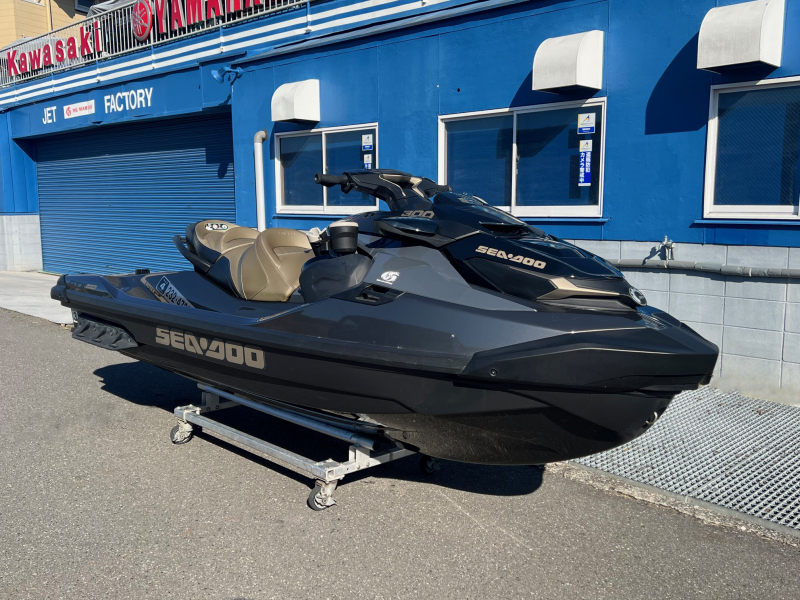 シードゥ GTX LIMITED 300写真