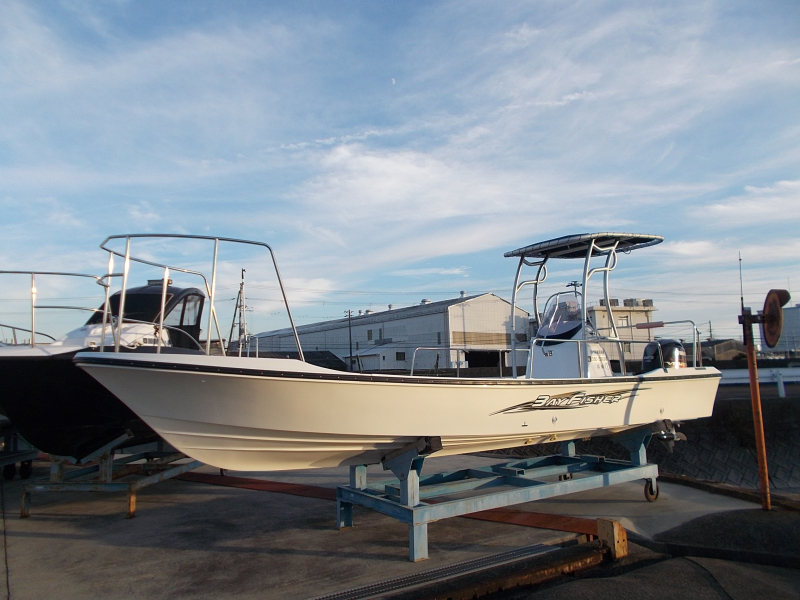 ヤマハ BayFisher25 ★試乗艇　★2024年登録艇 ！★1.9時間使用　播磨マリーナ展示中　210113　