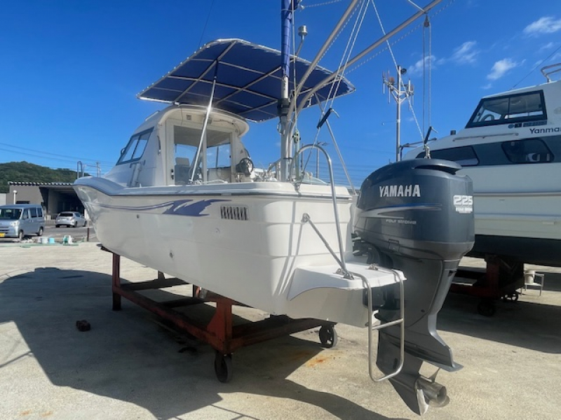 ヤマハ FC-26 SDからO/B改造2系統ハンドル仕様フィッシングボート