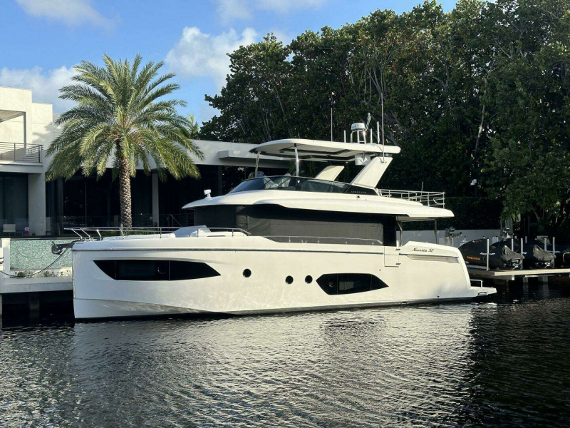 アブソルート Navetta52写真