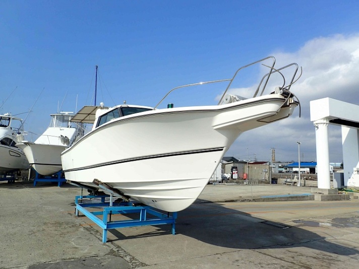 ニッサン SUNFISHER-33Ⅱ いすゞ UM6BG1TCX2 新艇・中古艇 南海