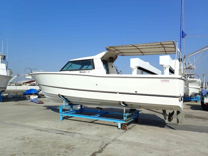 ニッサン SUNFISHER-33Ⅱ いすゞ UM6BG1TCX2 新艇・中古艇 南海