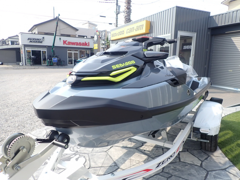 シードゥ RXT-X 325