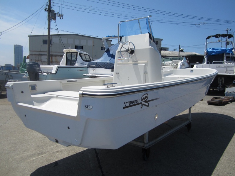 中古艇・新艇情報 トーハツ TFW-23R 展示艇 エンジンレス