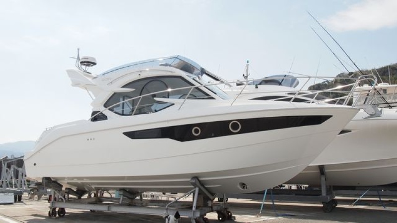 Galeon 300FLY