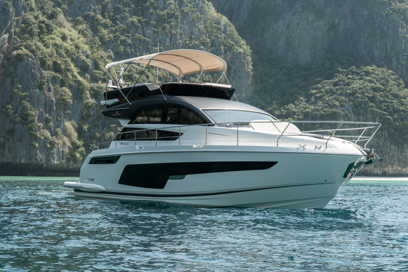 フェアライン Squadron50 新艇の受注受付中！Squadron50　/   ーFAIRLINE日本総代理店ー　