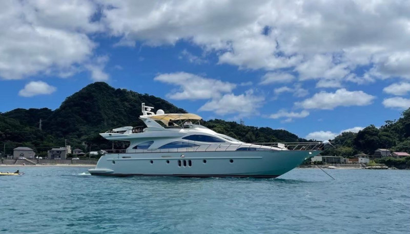 アジムット 80 CARAT | 所在地：東京