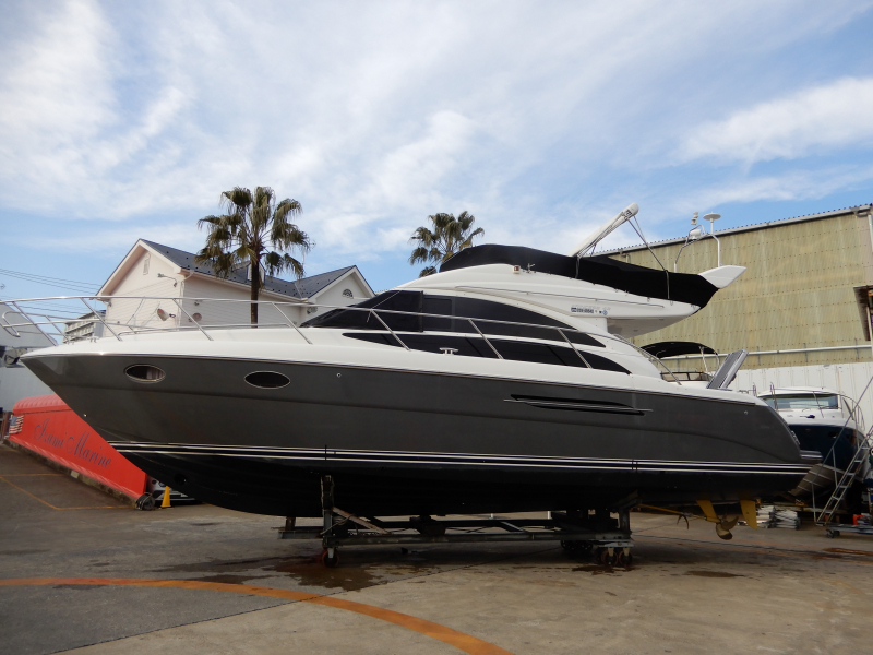 Princess Yachts 420