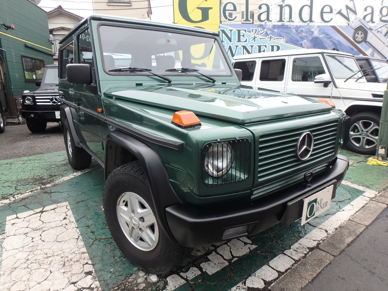 メルセデスベンツ ゲレンデヴァーゲン 300ge 5mt 新車並行車 左ハンドル Mossgreen 中古車 情報 株式会社 ワンオーナー