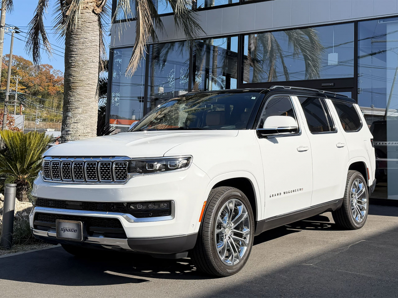 ジープ グランドワゴニア SERIESⅢ　4X4　マッキントッシュ　ヘットアップディスプレイ　ナイトビジョン　DVDプレイヤー