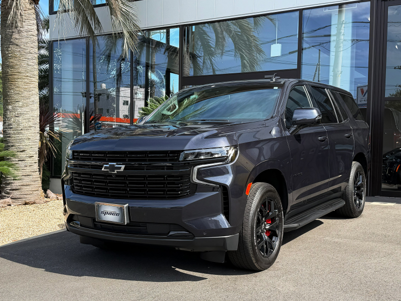 シボレー タホ 中古車 RST 4WD V8-6.2L  新車並行 / ワンオーナー / アダプティブクルーズ / Frontブレンボブレーキ / フルプロテクションラッピング / リアシートメディアシステム