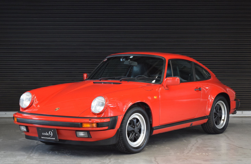 ポルシェ 911(Type930) Carrera 3.2　ﾃﾞｨｰﾗｰ車