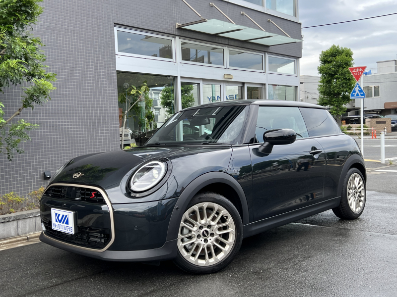 MINI(ミニ) ミニ クーパーS FavouredTRIM