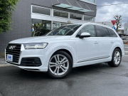 Q7