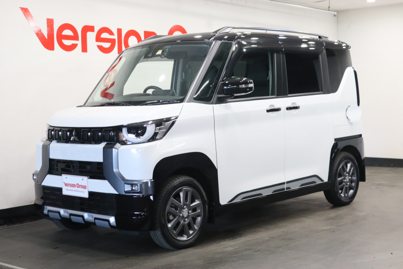 三菱 デリカミニ Tプレミアム　新車保証継承付　ワンオーナー　4WDターボ　メモリーナビ　フルセグ　全周囲カメラ　エンジンスターター　マッドフラップ　マイパイロット　ETC　社外ドラレコ　両側電動スライドドア　ルーフレール　15AW