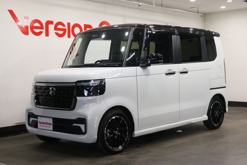 ホンダ N-BOX カスタム　ターボ　コーディネートスタイル　2トーン　新車保証継承付　ワンオーナー　禁煙車　メモリ―ナビ　フルセグ　バックカメラ　レーダークルコン　クリアランスソナー　レーンアシスト　衝突被害軽減　踏み間違い防止　ETC　前後ドラレコ　シートヒーター