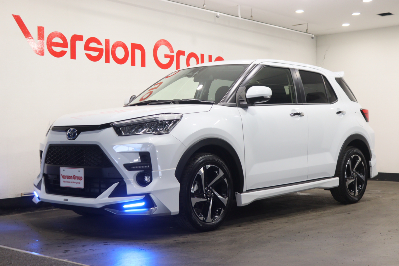 トヨタ ライズ ハイブリッドZ　新車保証継承付 ワンオーナー 禁煙車 モデリスタエアロ リアスポイラー 全周囲カメラ BSM 9inディスプレイオーディオ フルセグ シートヒーター LEDヘッドライト 17AW