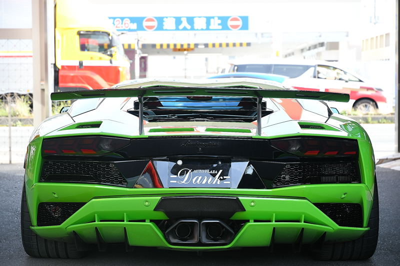 ランボルギーニ アヴェンタドール S 740－4 ディーラー車 特注