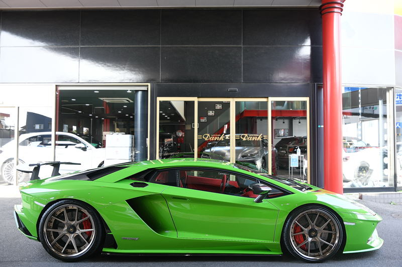 ランボルギーニ アヴェンタドール S 740－4 ディーラー車 特注