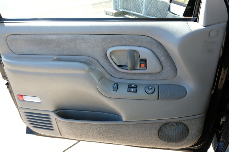 car thumbnails