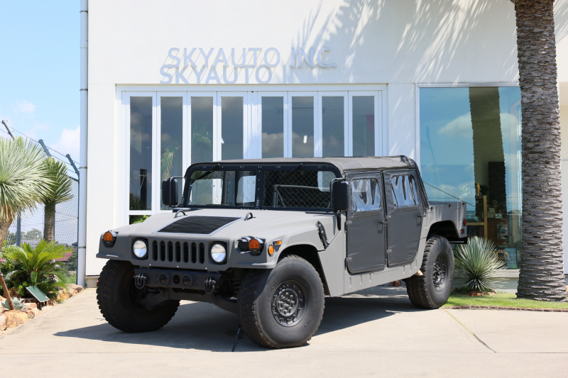 HMMWV ハンヴィー