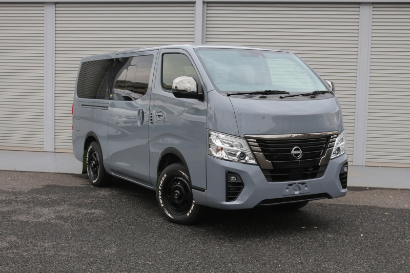 日産 キャラバン GRANDプレミアムGX　2400DT　4WD　5人乗り5ナンバーワゴン　車中泊仕様