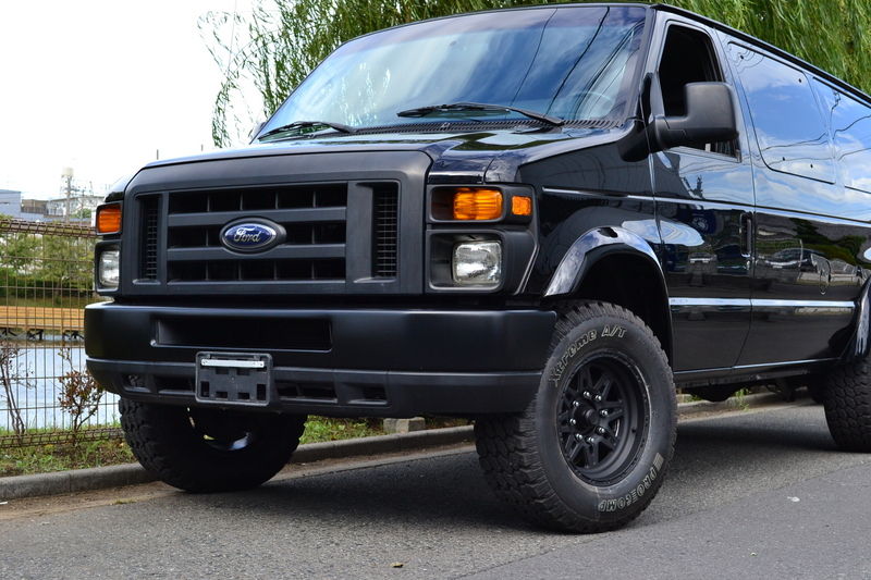 フォード エコノライン E150 ブラック 中古車 情報 | EX-WORKS
