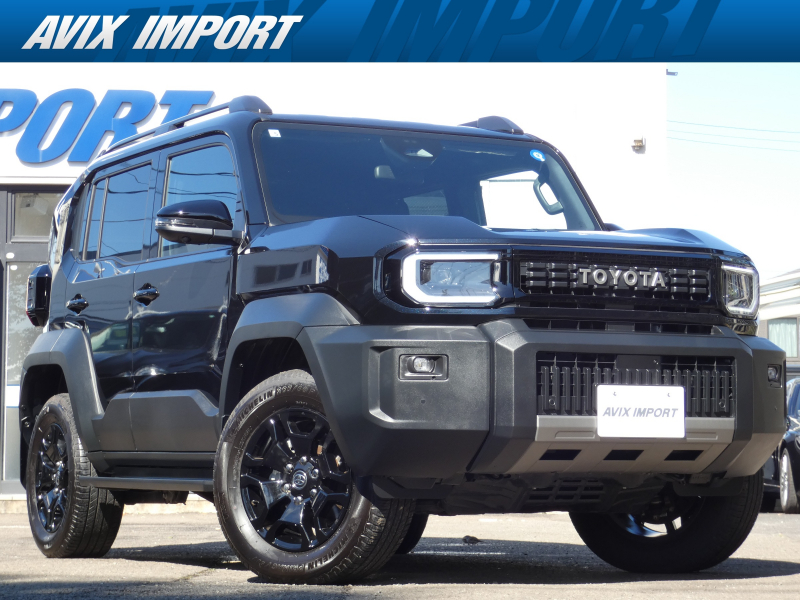 トヨタ ランドクルーザーFJ VX  黒革 純正ﾃﾞｨｽﾌﾟﾚｲｵｰﾃﾞｨｵ(ｺﾃｸﾃｨｯﾄﾅﾋﾞ対応) ｼｰﾄﾋｰﾀｰ ｽﾃｱﾘﾝｸﾞﾋｰﾀｰ 全周ｶﾒﾗ ToyotaSafetySense BSM LEDﾍｯﾄﾞﾗｲﾄ ｽﾏｰﾄｴﾝﾄﾘｰ CarPlay 純正18ｲﾝﾁAW 禁煙 1ｵｰﾅｰ 新車保証継承可