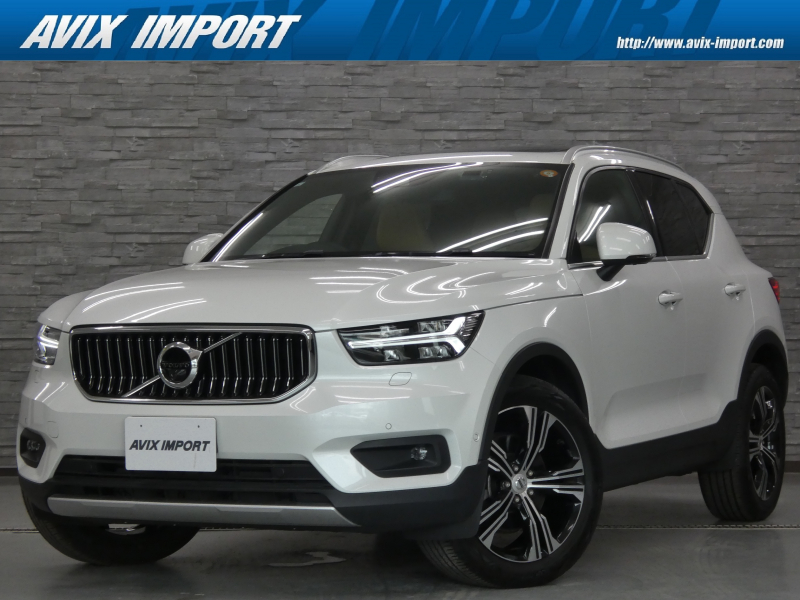 ボルボ XC40 B4 AWD Inscription (ISGM搭載) 専用ｴｸｽﾃﾘｱ＆ｲﾝﾃﾘｱ ﾊﾟﾉﾗﾏSR ﾌﾞﾛﾝﾄﾞ革 全席ｼｰﾄﾋｰﾀｰ 純正HDDﾅﾋﾞ地ﾃﾞｼﾞ＆CarPlay harman/kardonｻｳﾝﾄﾞ 全周ｶﾒﾗ＆ｲﾝﾃﾘｾｰﾌ LEDﾍｯﾄﾞﾗｲﾄ 電動Rｹﾞｰﾄ 専用18ｲﾝﾁAW 禁煙 1ｵｰﾅｰ
