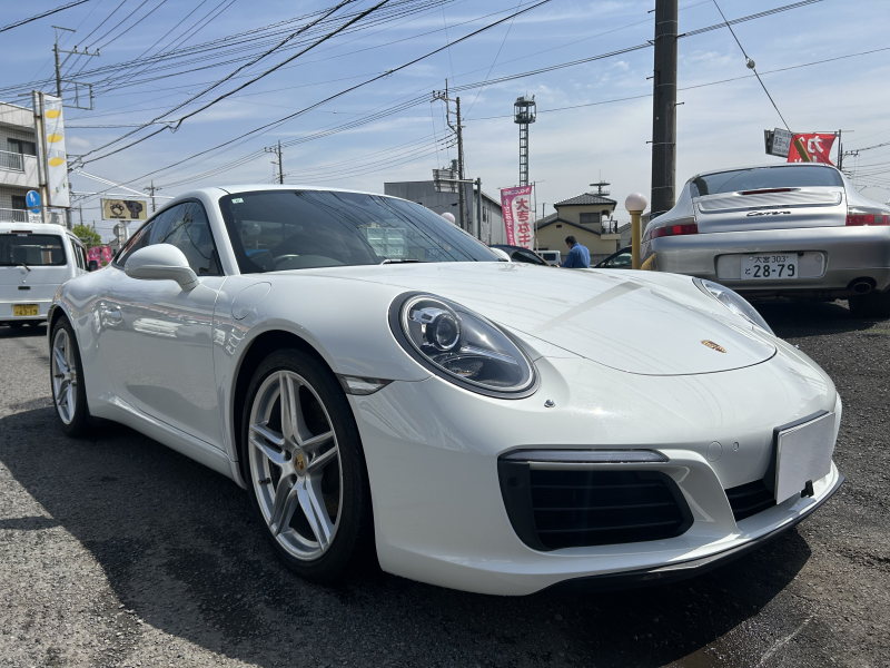 ポルシェ 911(Type991.2) カレラ　スポーツクロノパッケージ　PDK　右ハンドル　黒革　シートヒーター　純正19インチアルミ　純正ナビ