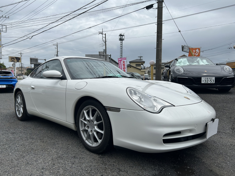 ポルシェ 911(Type996) カレラ4　右H　Tiptronic  サンルーフ　シートヒーター　社外ナビ　バックカメラ
