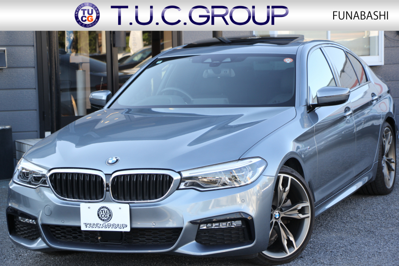 BMW 5シリーズ 523i Mｽﾎﾟｰﾂ ﾊｲﾗｲﾝ ｻﾝﾙｰﾌ 全席ﾋｰﾀｰ黒革 HUD ｼﾞｪｽﾁｬｰｺﾝﾄﾛｰﾙ ﾜｲﾔﾚｽ充電 M550用20AW 追従ACC ｽﾃｱﾘﾝｸﾞｻﾎﾟｰﾄ ﾀｯﾁ画面HDDﾅﾋﾞTV LEDﾍｯﾄﾞﾗｲﾄ ｵｰﾄﾊｲﾋﾞｰﾑ 360度ｶﾒﾗ 電動ﾄﾗﾝｸ 専用ｴｱﾛ ﾊﾟﾄﾞﾙｼﾌﾄ 2年保証