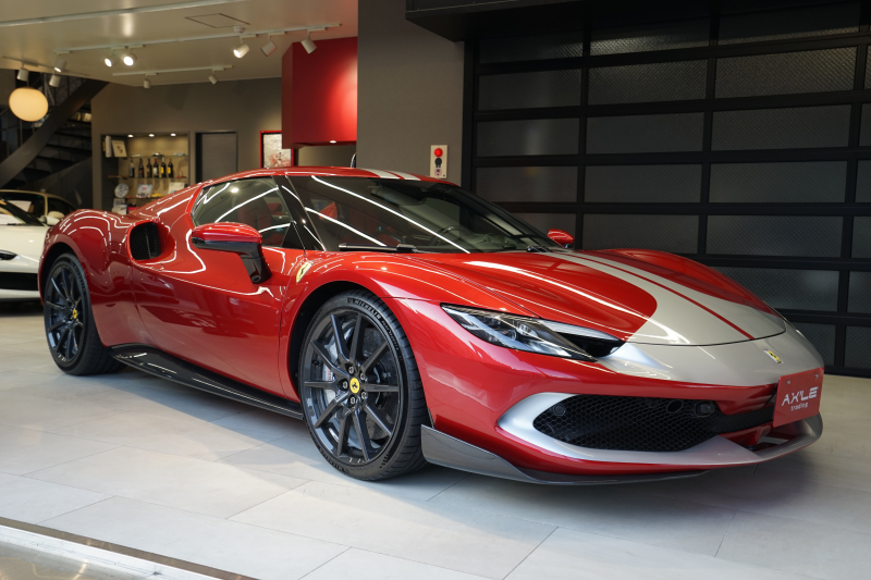 フェラーリ 296GTB アセットフィオラノパッケージ　オプション総額約1800万円　カーボンホイール　外装フルカーボン　ディーラー車　1オーナー