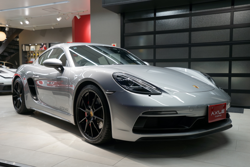 ポルシェ 718 ケイマン GTS4.0　ディーラー車　1オーナー　GTSインテリアPKG　LEDヘッドライト　カーボンインテリア　PASM