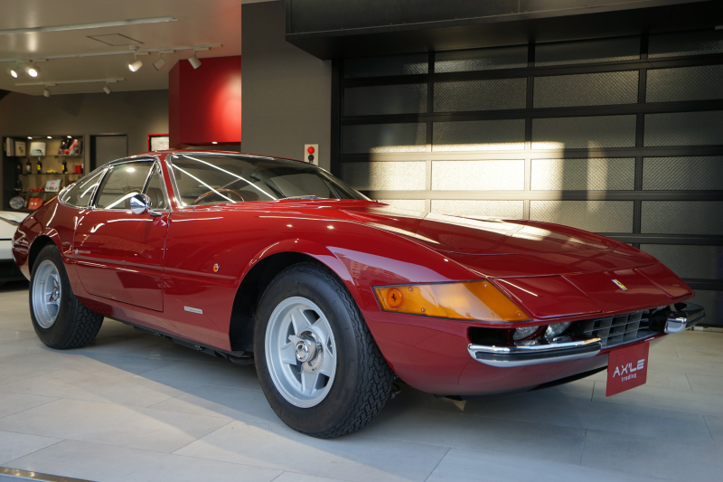 フェラーリ 365GTB/4 デイトナ RHD　158台　クラシケ取得済み　多数受賞歴有り　