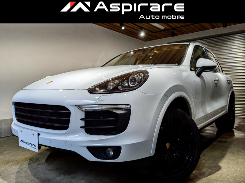 ポルシェ カイエン プラチナエディション　特別仕様車　スポーツクロノ　ブラインドスポット　パノラマサンルーフ　BOSE　ルクソールベージュインテリア　エントリードライブ　前後シートヒーター　ターボ21インチ