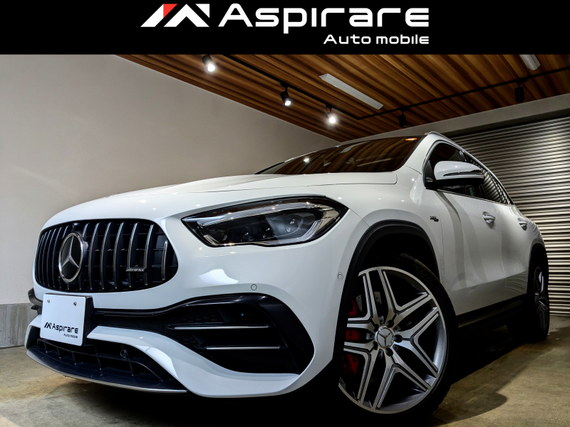 AMG GLA GLA45S 4マチック+　AMGパフォーマンスパッケージ　アドバンスドパッケージ　レッド×ブラックレザー　シートベンチレーション　パノラマサンルーフ　ヘッドアップディスプレイ　1オーナー