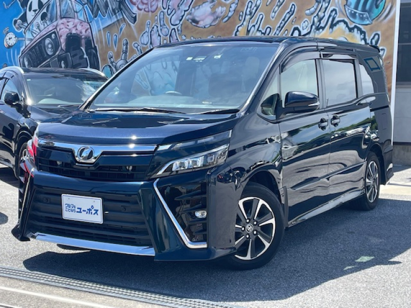 トヨタ ヴォクシー ZS　OP10年保証対象車　ドライブレコーダー　TV　クリアランスソナー　オートクルーズコントロール　衝突被害軽減システム　両側スライド・片側電動　オートマチックハイビーム　オートライト　LEDヘッドランプ　スマートキー