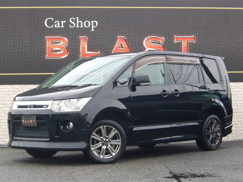 三菱 デリカD:5 ローデストGナビパッケージ