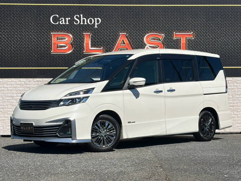 日産 セレナ ライダー　Vセレクション　ブラックレザー
