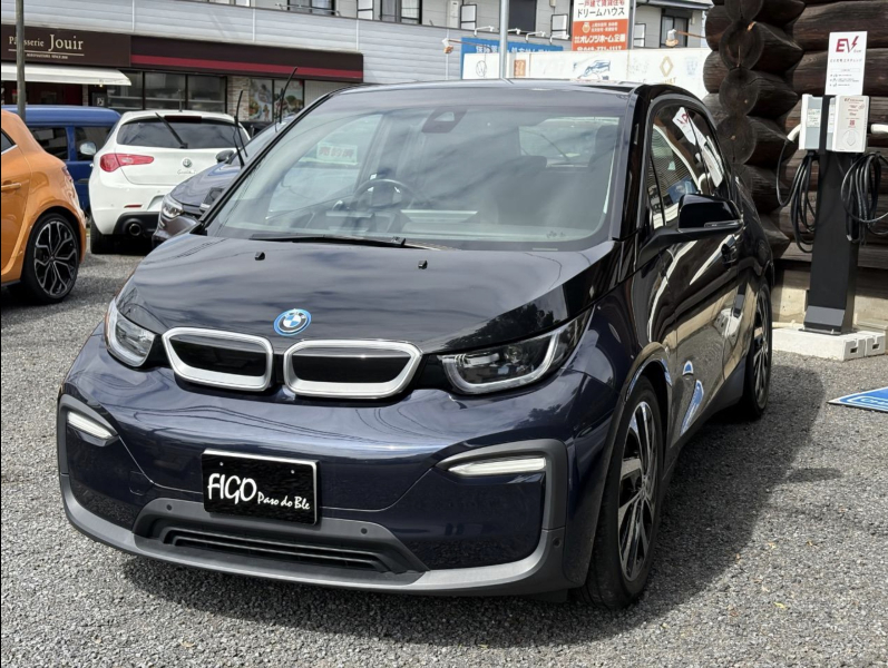 BMW i3 上級モデルスイート　ブラウン本革シート　専用インテリア　後期LCi　42kWh／120Ahバッテリー搭載WLTCモード360km　ACC　PDC　スマートキー　アダクティブクルーズコントロール