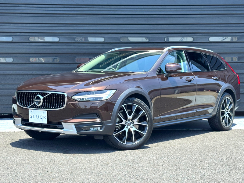 V90