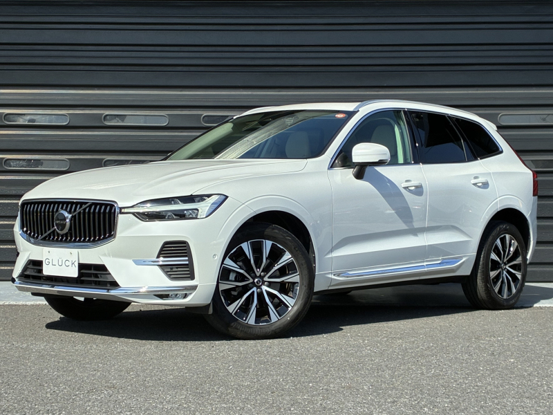 ボルボ XC60 アルティメットB5 AWD 4WD　1オーナー　サンルーフ　ナッパレザーシート　ナビ　　シートヒーター＆ベンチレーション　harman/kardon　全周囲カメラ　ハンズフリーパワーバックドア　BSモニタ　ディスプレイオーディオ