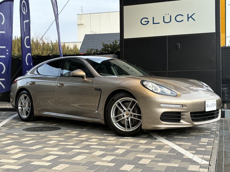 ポルシェ パナメーラ エディション シートヒーター BOSEサウンド シートメモリー  パワーシート オートエアコン 19インチアルミ パワーバック クルコンETC