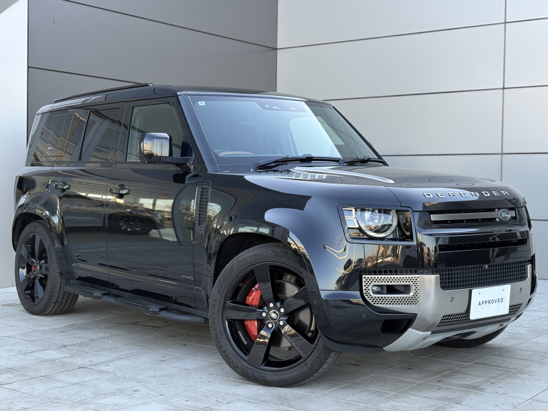 ランドローバー ディフェンダー 110X 3.0L D300 4WD 7人乗り スライディングパノラミックルーフ シートヒーター＆ベンチレーション 電子制御エアサスペンション クリアサイトインテリアビューミラー ヘッドアップディスプレイ MERIDIANサラウンドサウンドシステム 三列目シート ステアリングヒーター フィックスドサイドステップ アンビエントライト