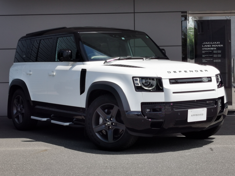ランドローバー ディフェンダー 110X DYNAMIC SE D300 4WD 1オーナー 禁煙車 エアサス シートヒーター 液晶メ-タ- コールドクライメートパック ブラックパック 12ウェイ電動シート アンビエントライト プライバシ-ガラス 大型ナビ オ-トハイビ-ム アップルカ-プレイ アンドロイドオ-ト