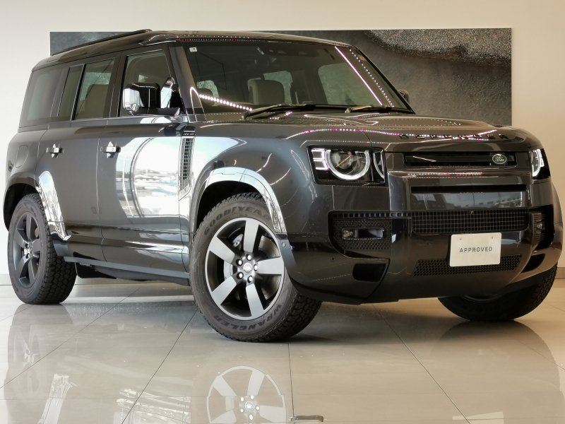 ランドローバー ディフェンダー 110 XダイナミックHSE 3.0L D350 ワンオーナー 7人乗り Family Pack エアサスペンションパック エクステンデッドブラックエクステリアパック 3ゾーンクライメートコントロール エアクオリティセンサ 空気清浄システムプラス リアシートヒーター付