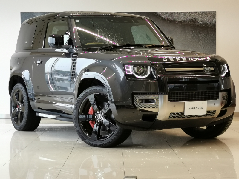 ランドローバー ディフェンダー 90X D300 22インチstyle5098グロスブラック 固定式サイドステップ コールドクライメートパック 3ゾーンクライメートコントロール 空気清浄システム スペアタイヤカバー プライバシーガラス 電子制御 エアサス サンルーフ 14Way電動フロントシート（ヒーター＆クーラー） リア席シートヒーター