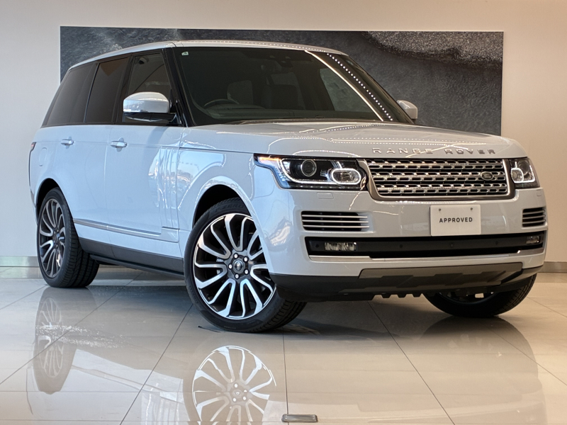 ランドローバー レンジローバー Autobiography 3.0 V6 エアサスペンション サンルーフ Meridianサラウンドサウンドシステム 22インチAWスタイル7007 電動フロントシート（ヒーター/クーラー/マッサージ付） アンビエントライト 4ゾーンクライメートコントロール LEDヘッドライト ステアリングホイールヒーター 禁煙車 ブラインドスポットアシスト